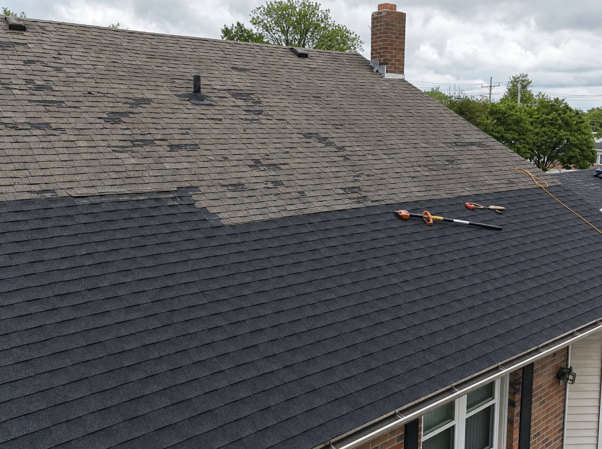 Storm and hail damage restoration in progress in Sedalia, MO
